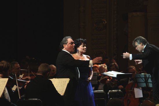«Ave Verdi!» Міжнародний фестиваль у Національній опері України відкрито!