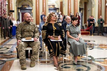 Людмилу Монастирську відзначено нагородою «Національна легенда України» Людмилу Монастирську відзначено нагородою «Національна легенда України»